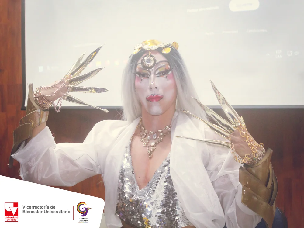 romadragqueen's Offline XXX Chat