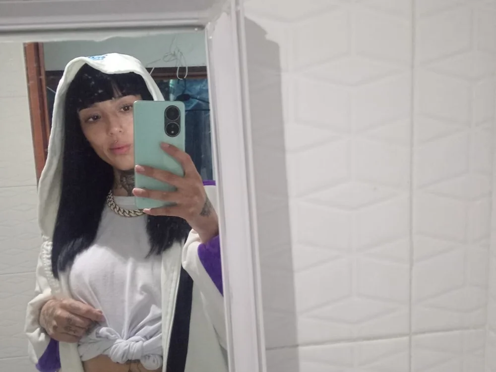 DemonSquirtTaboo's Offline XXX Chat