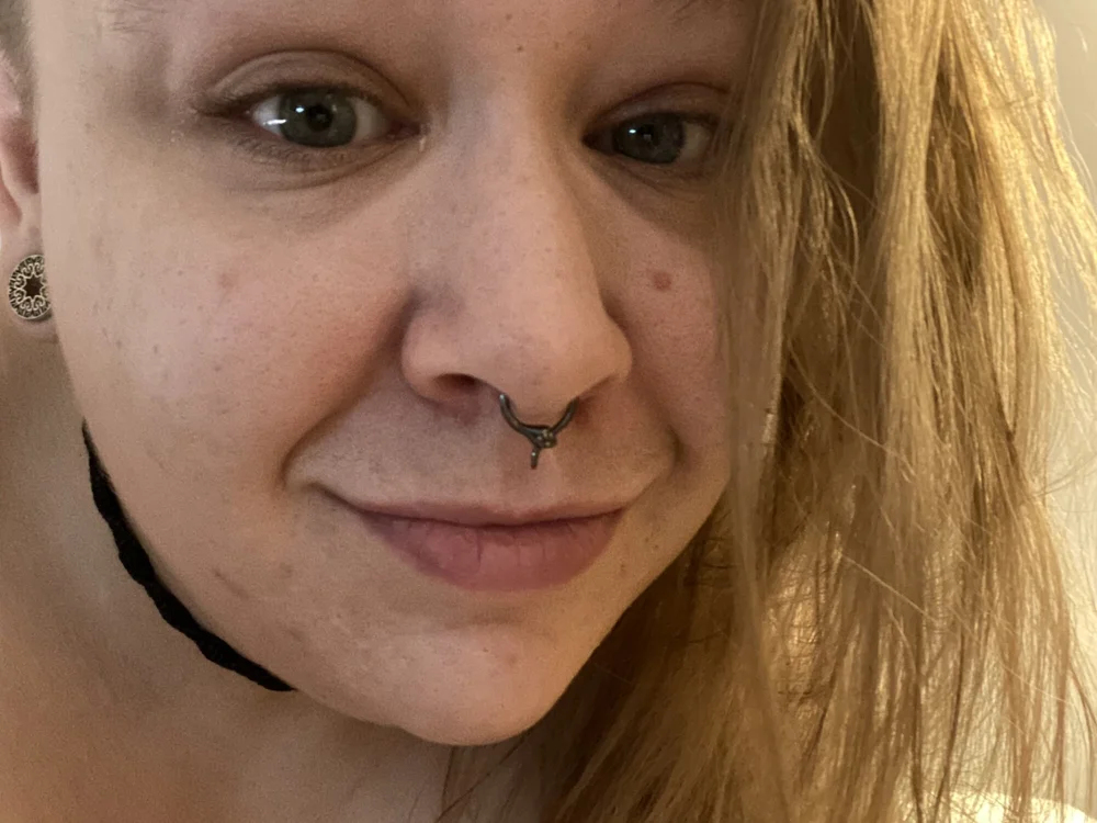 TankGirlzz's Offline Chat Room