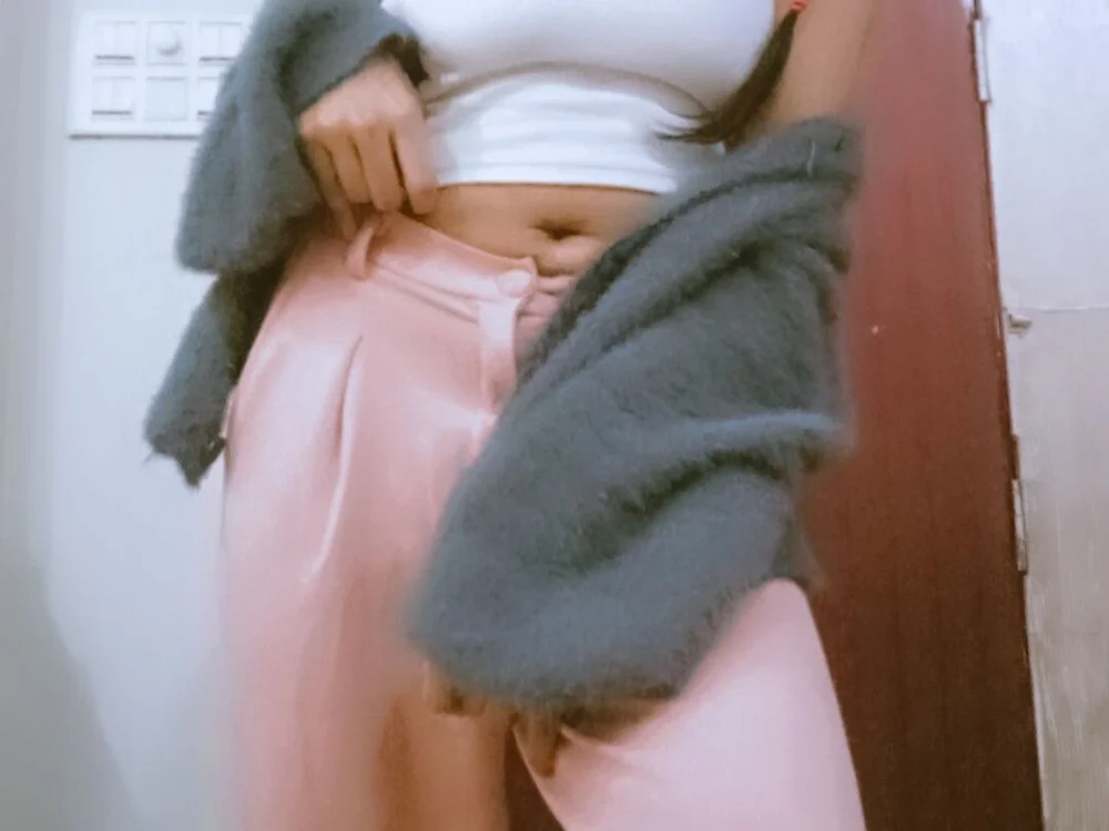 sexy_Kavya-Rani's Offline Chat Room