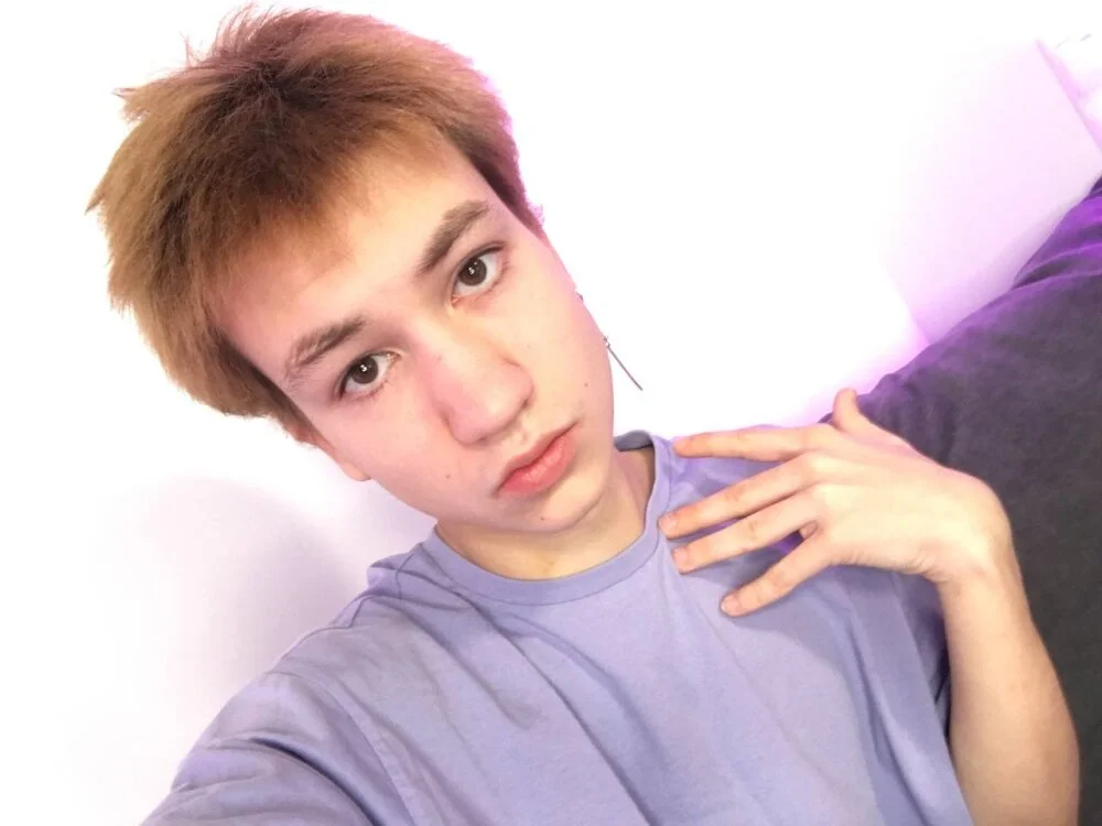 Vance_Blaze's Offline XXX Chat