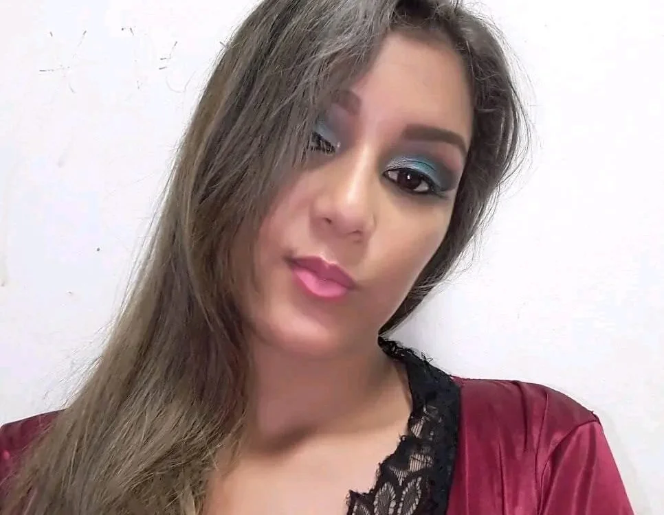 Anna_vanders' Offline Chat Room