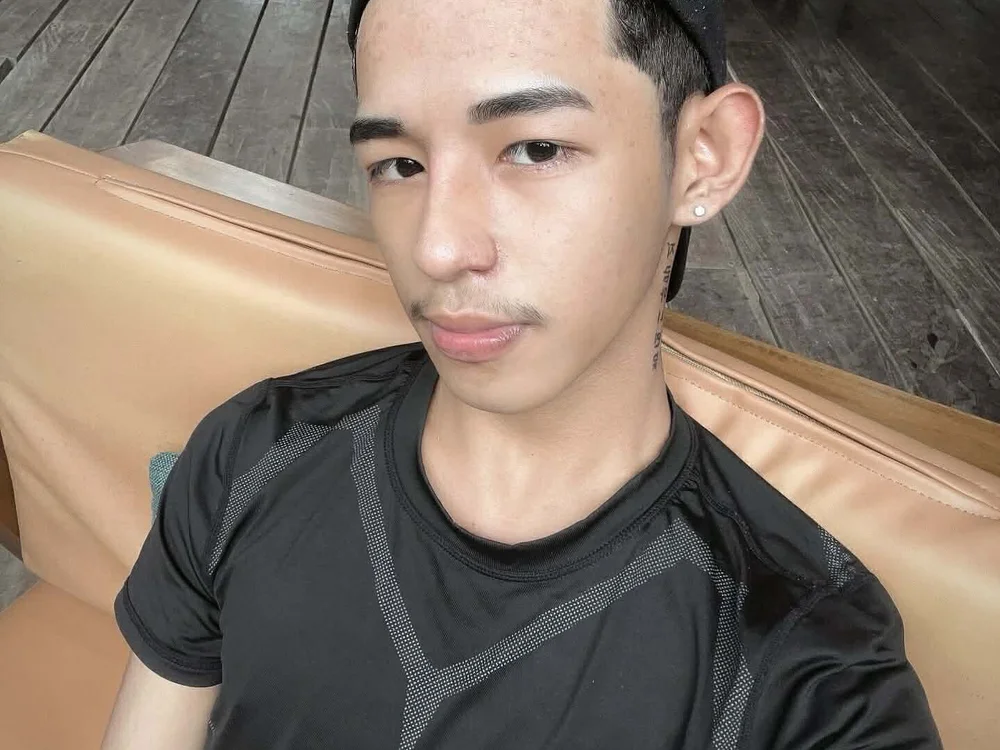 Chat +18 off-line de khaydensy