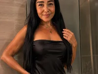 VikyThomsonn Live XXX-Chat