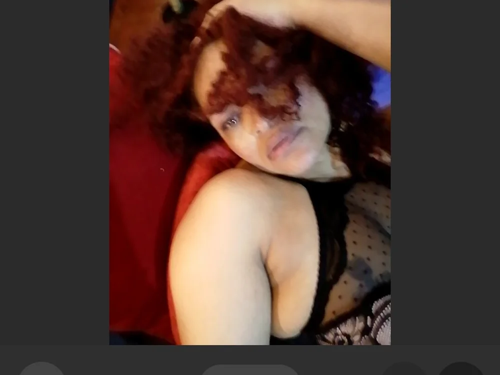 Helensex1 Adlı Modelin Çevrimdışı XXX Sohbeti