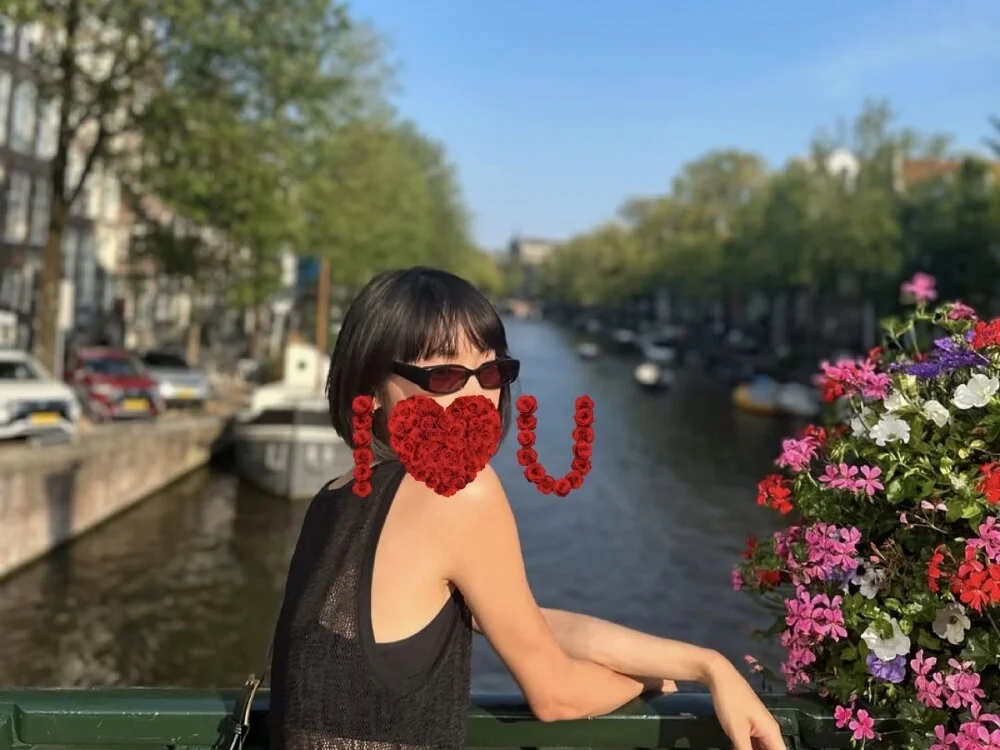 ___Sll___ Chat XXX offline