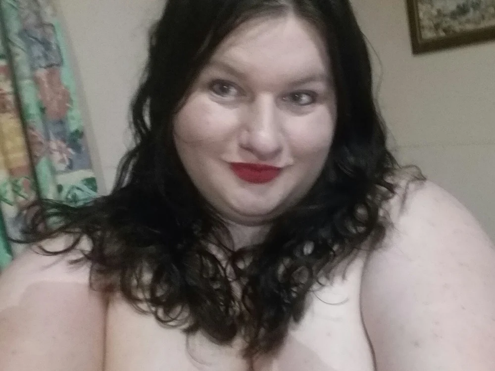 Rubi_91's Offline Chat Room