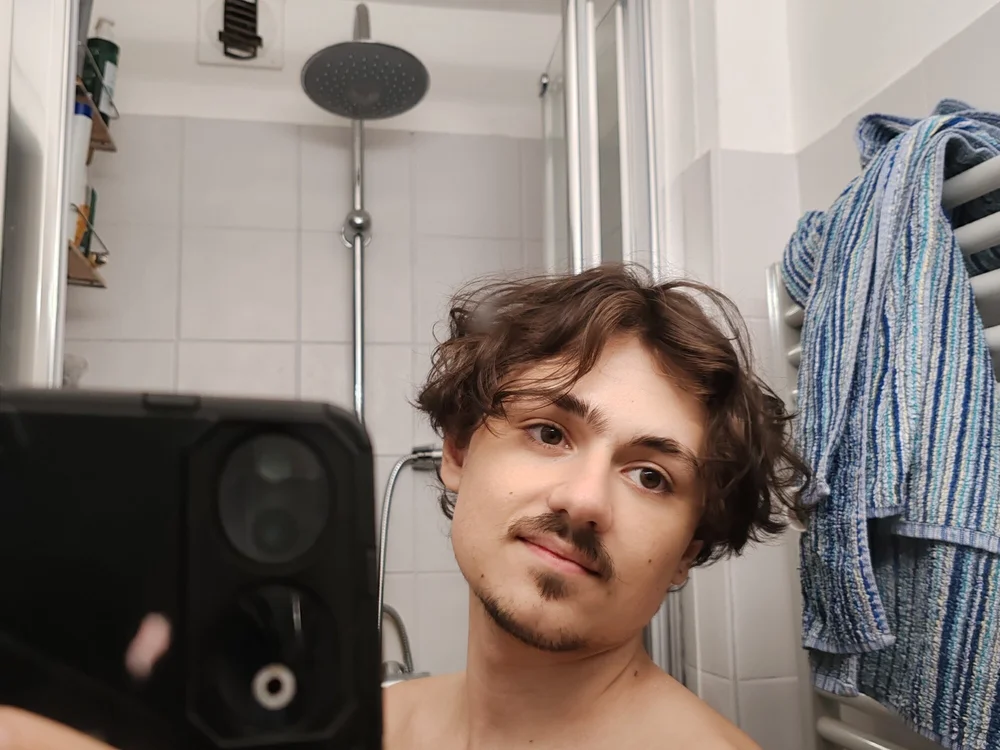 Jaumiris' Offline Chat Room