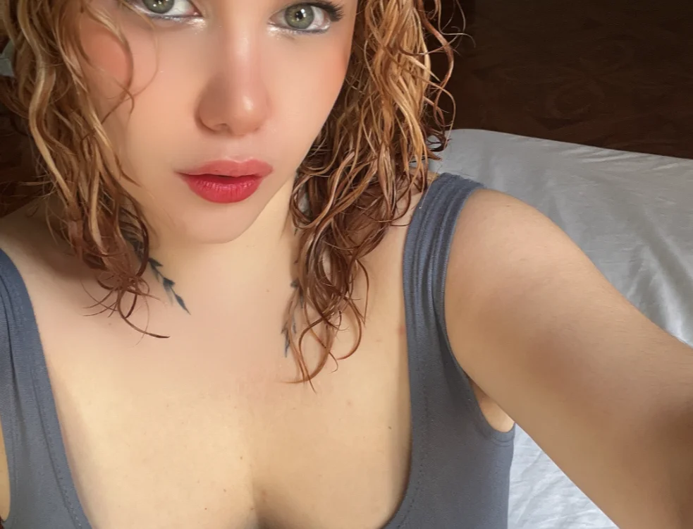 แชท XXX ออฟไลน์ของ ErikaSwann