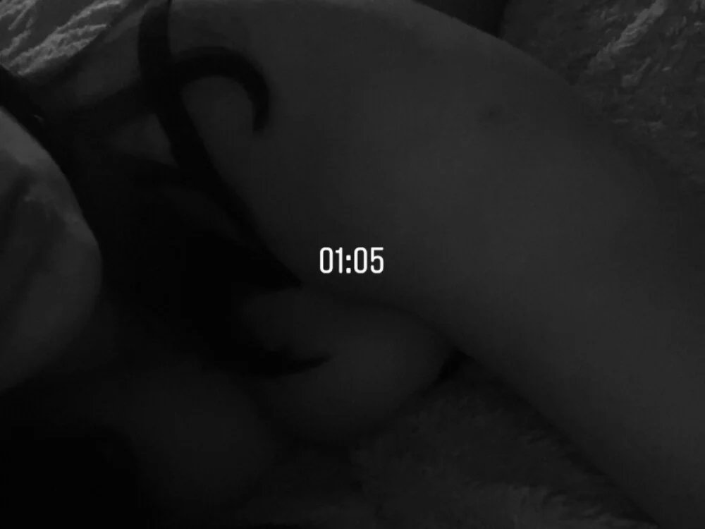 AnoraGlow: офлайн-секс-чат