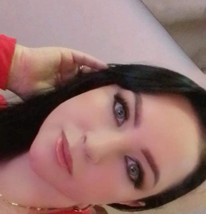 rosana_zaens' Offline XXX Chat