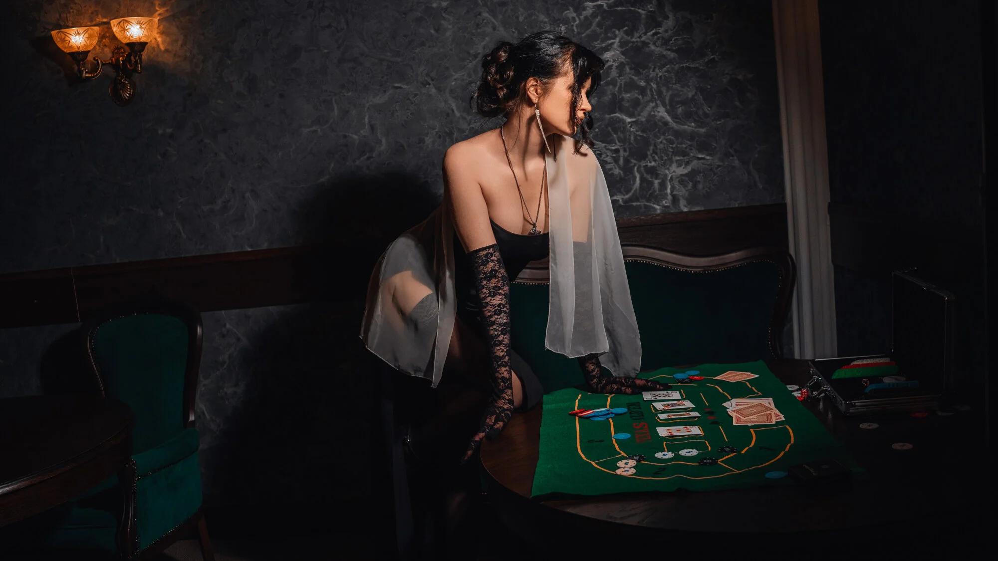 VivianCaro cover photo