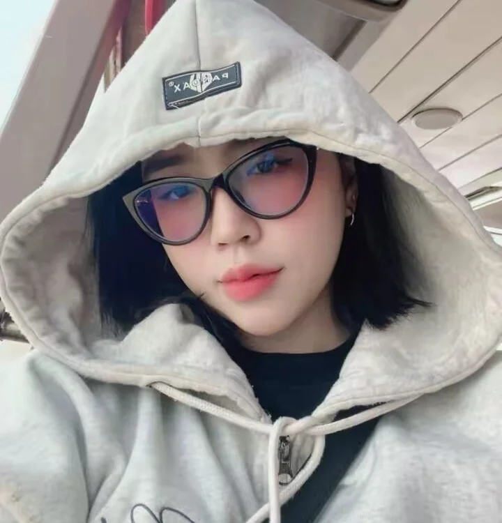 only_alice Chat XXX Ngoại tuyến