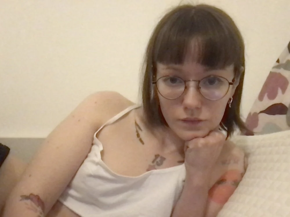 SoCuteSoSmall 오프라인 XXX 채팅