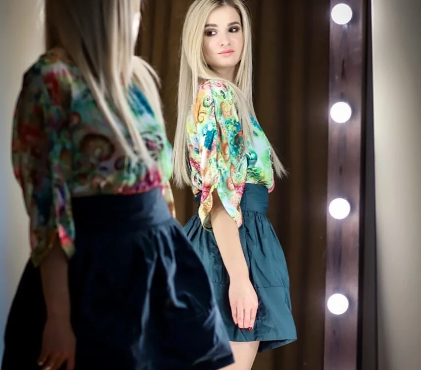 دردشة JessikaTracy الجنسية دون اتصال