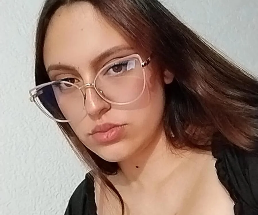 maria1526 offline chatrum