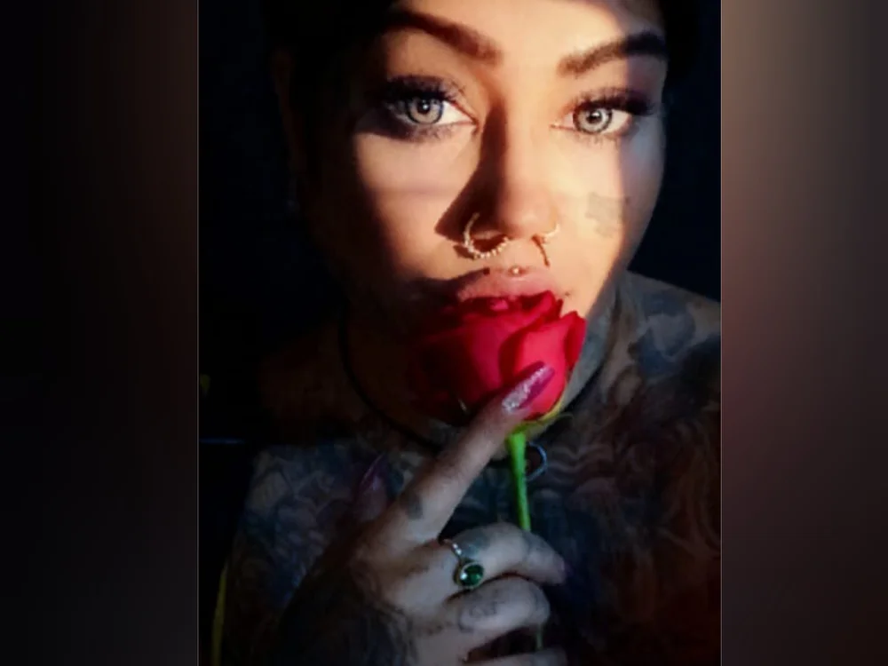 indian_dreamgirl 离线XXX聊天