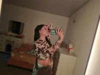 Michelle_Dune webcam