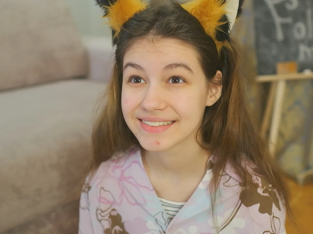 EdinaFurr 离线XXX聊天