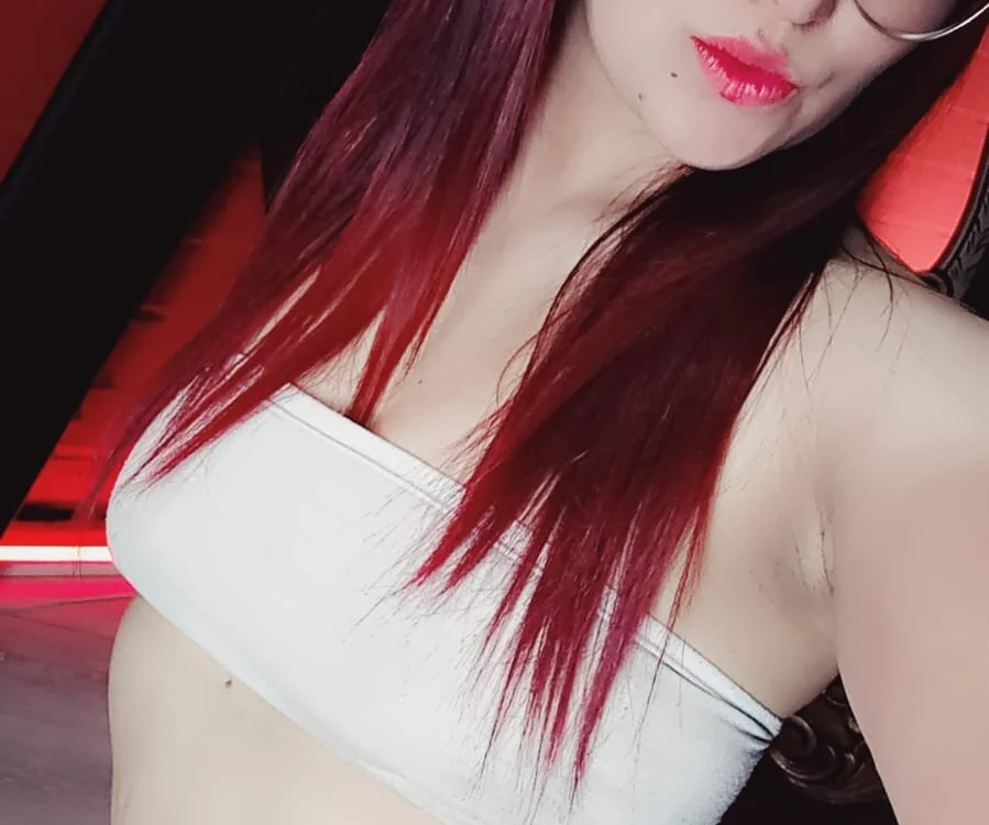 Magic_Hilary's Offline XXX Chat