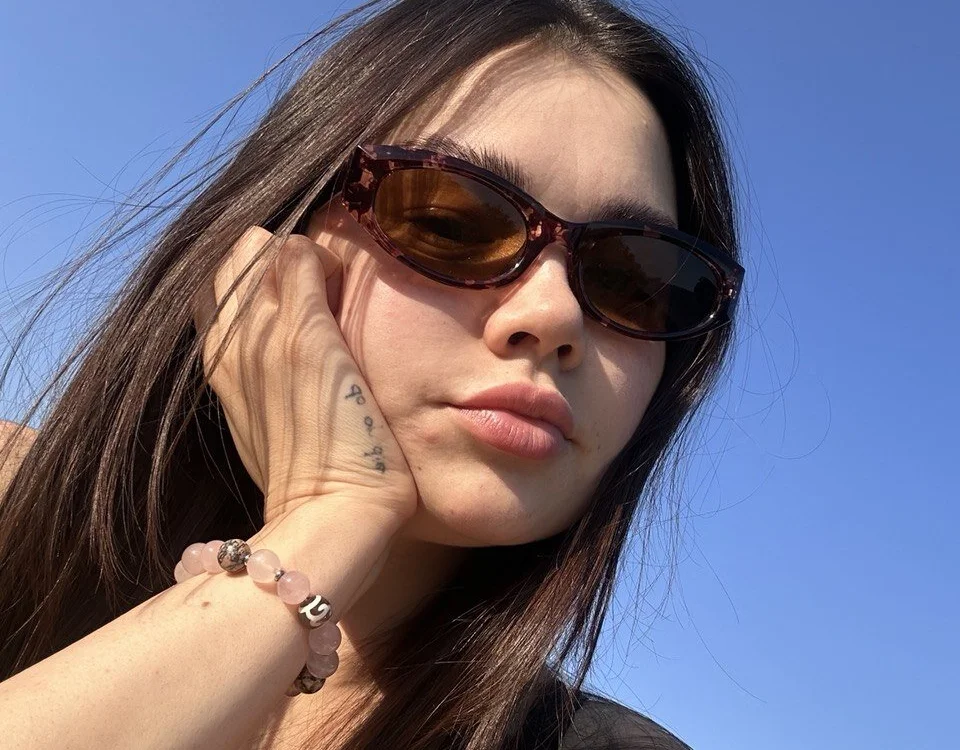 ChrissyDelacueva Live XXX-Chat