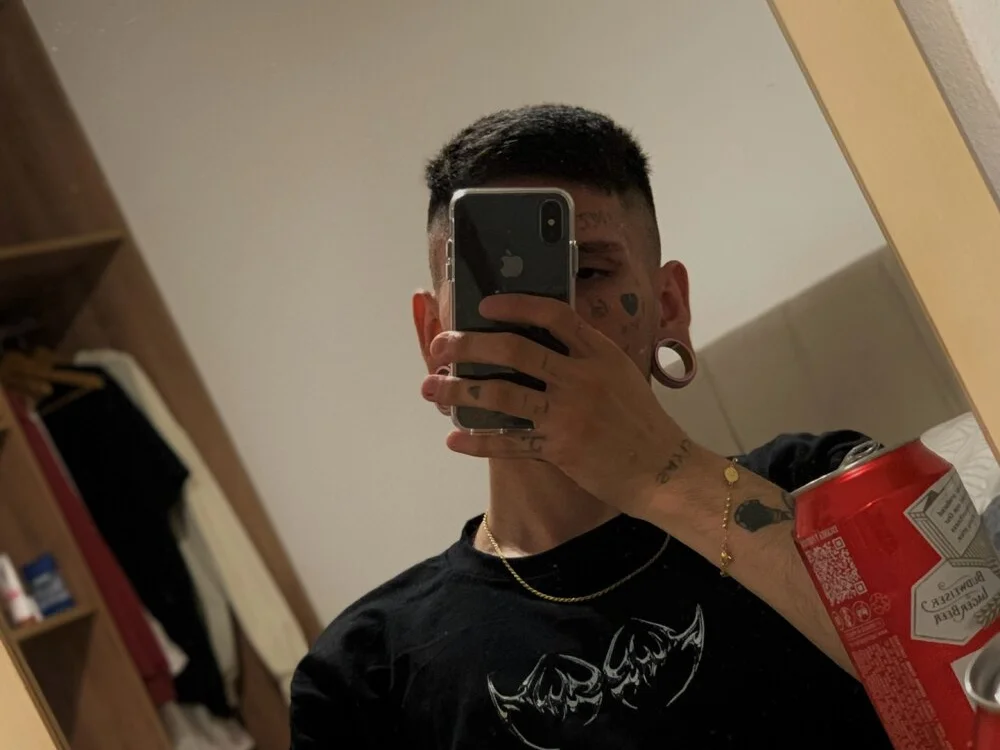 Fran2502m offline XXX-chat