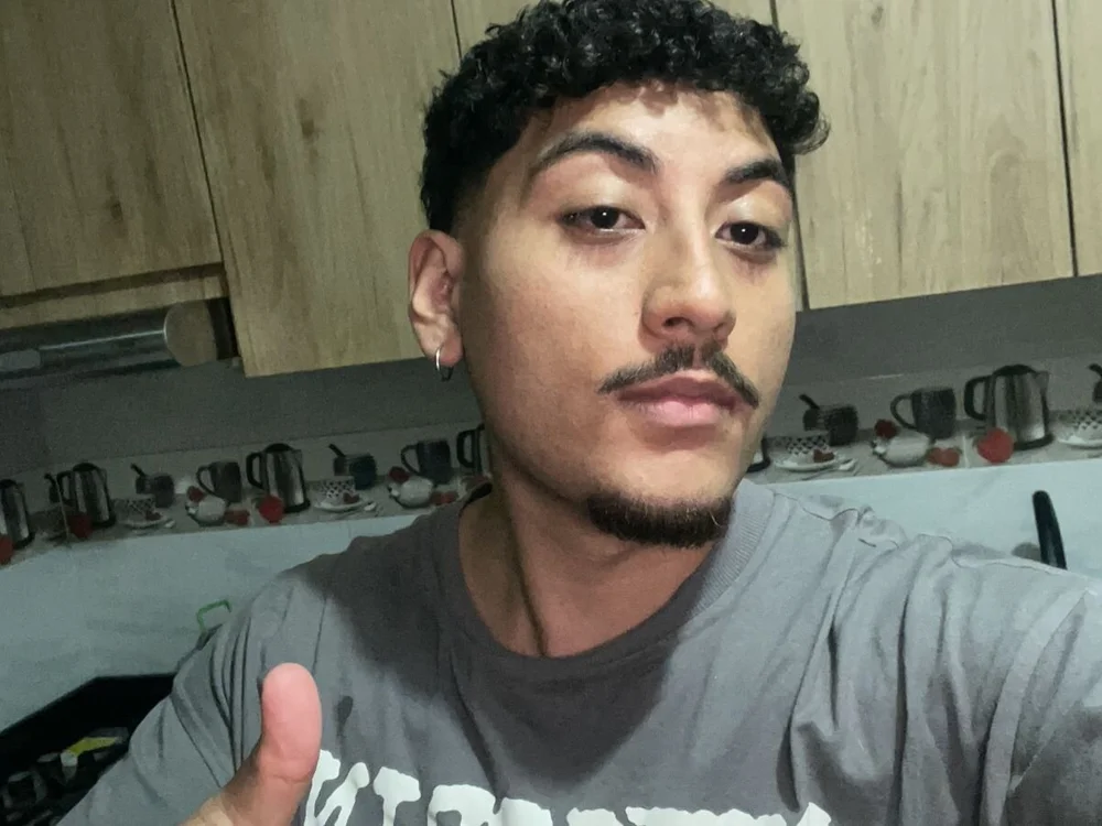 salvatoree__ offline chatrum