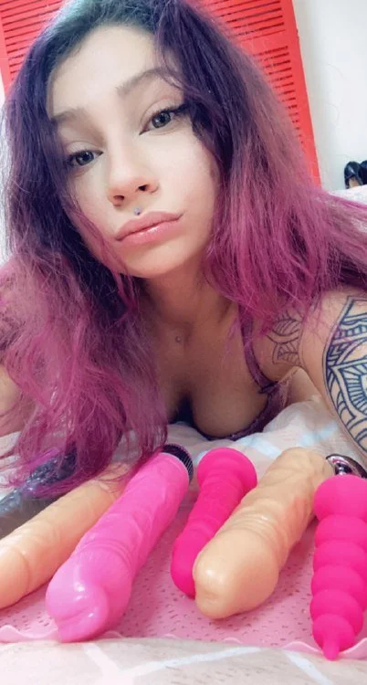 Caramel2x's Offline XXX Chat