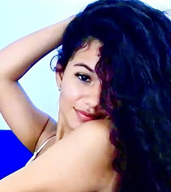 hornytrio18 Offline XXX-chat