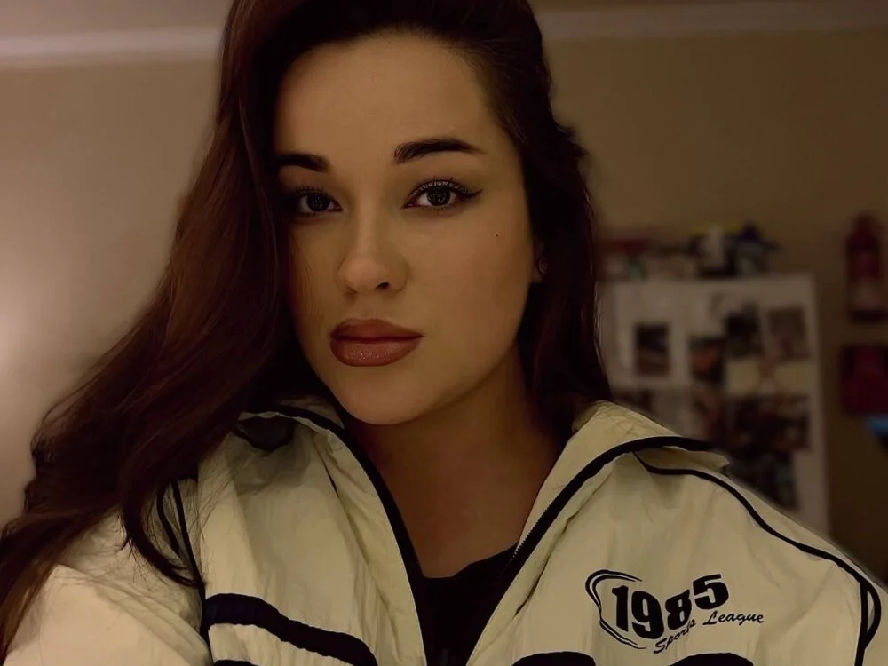 Offline XXX chat RoxyRayne_