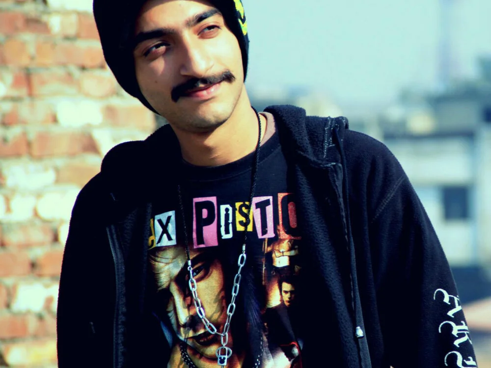 BrownBoy69666のオフラインXXXチャット