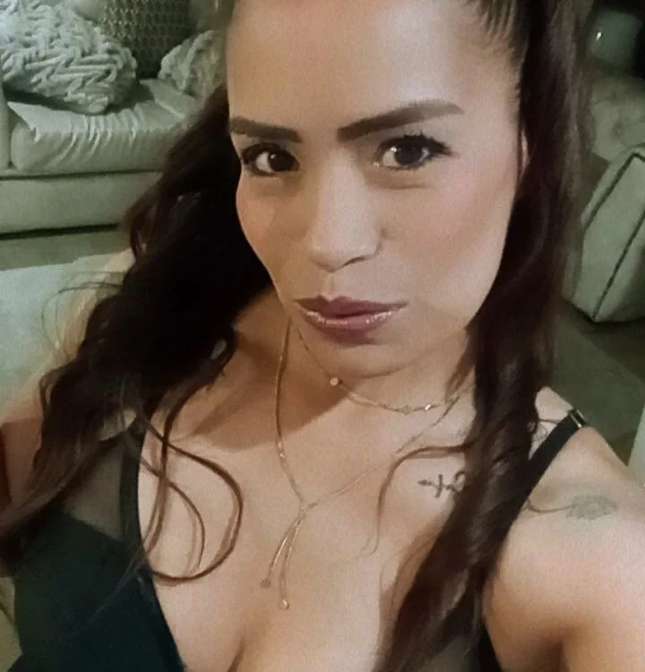 danna_emily 離線 XXX 聊天