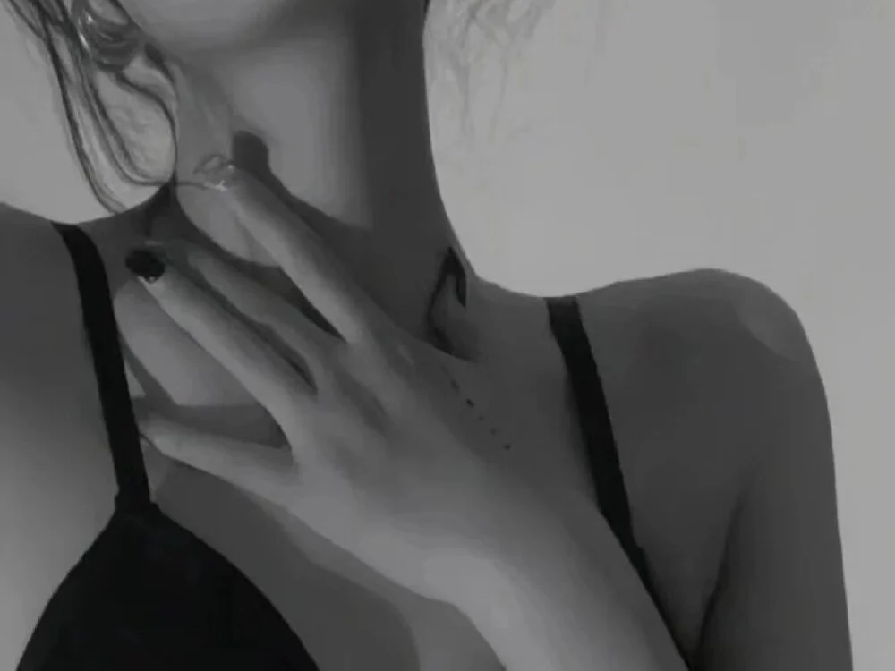 Lucy-xixi 离线XXX聊天