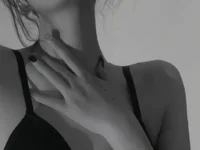 Lucy-xixi Chat XXX in diretta