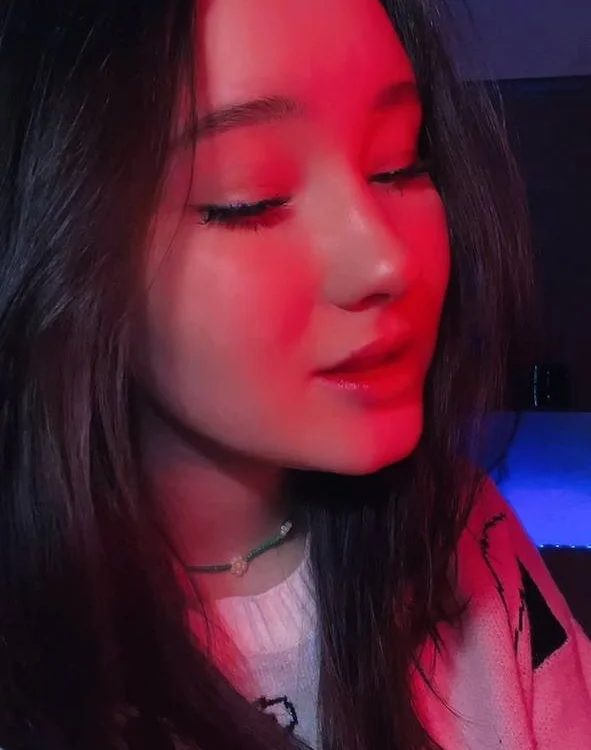 Yuna_Lottie's Offline XXX Chat