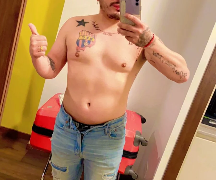 Offline XXX chat modela Tuculeon92