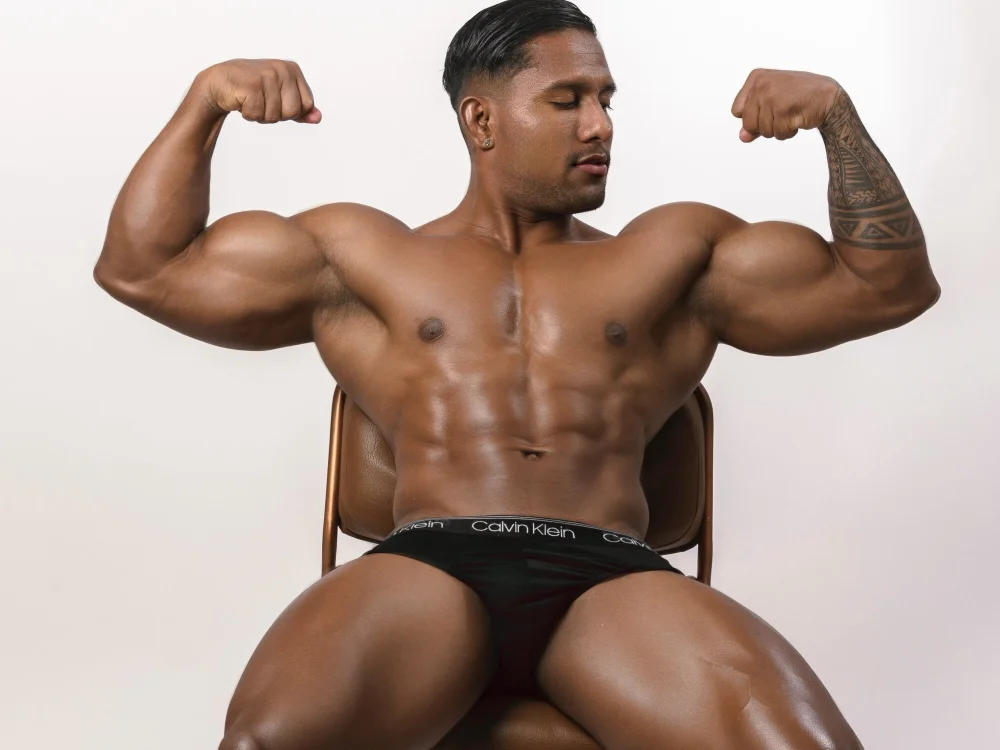 CallumMuscle offline XXX-chat