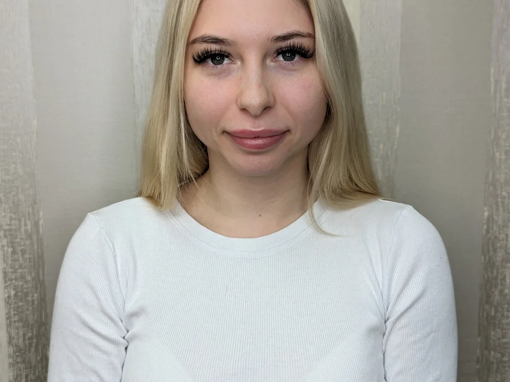 BeatrixArras' Offline Chat Room