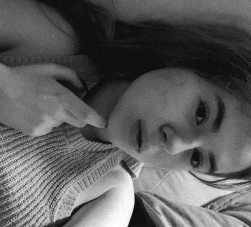 Jenny__foxn Offline XXX chat