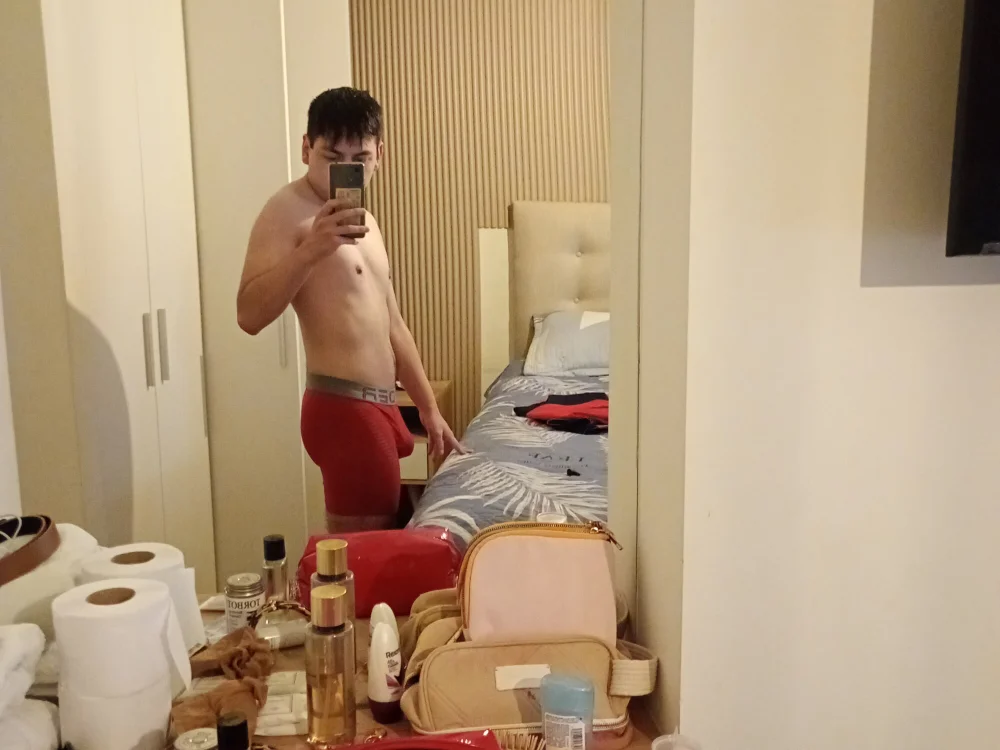 JuanAlexanderr2 offline chatrum