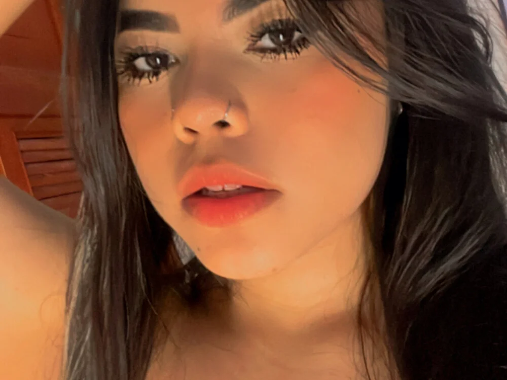 aitana-purple Offline XXX Chat