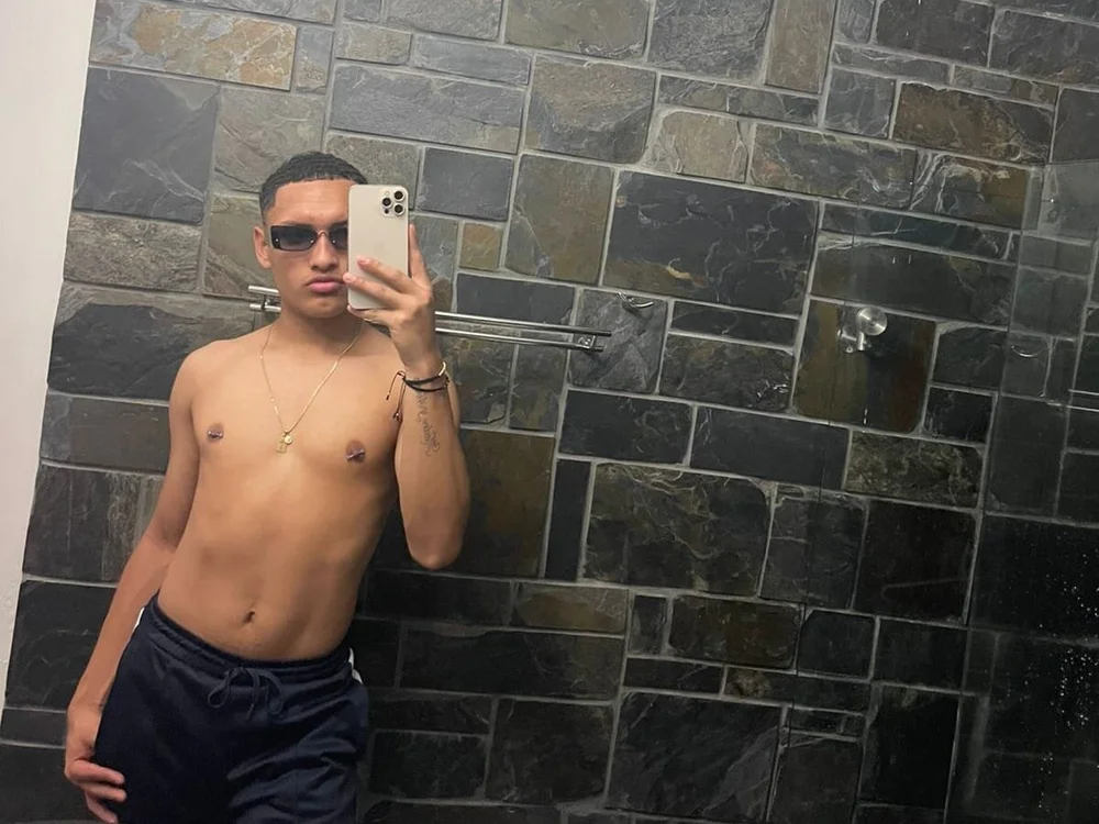 Saffron_11のオフラインXXXチャット