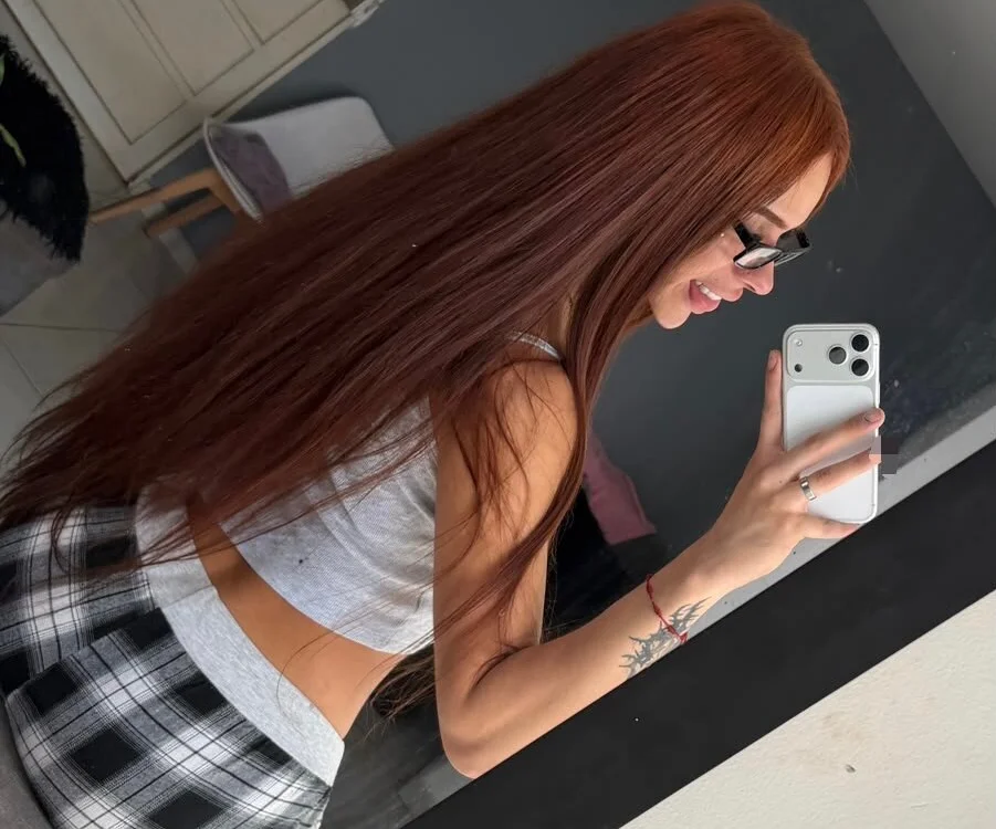 CALLME_GODDESS_ Adlı Modelin Çevrimdışı XXX Sohbeti