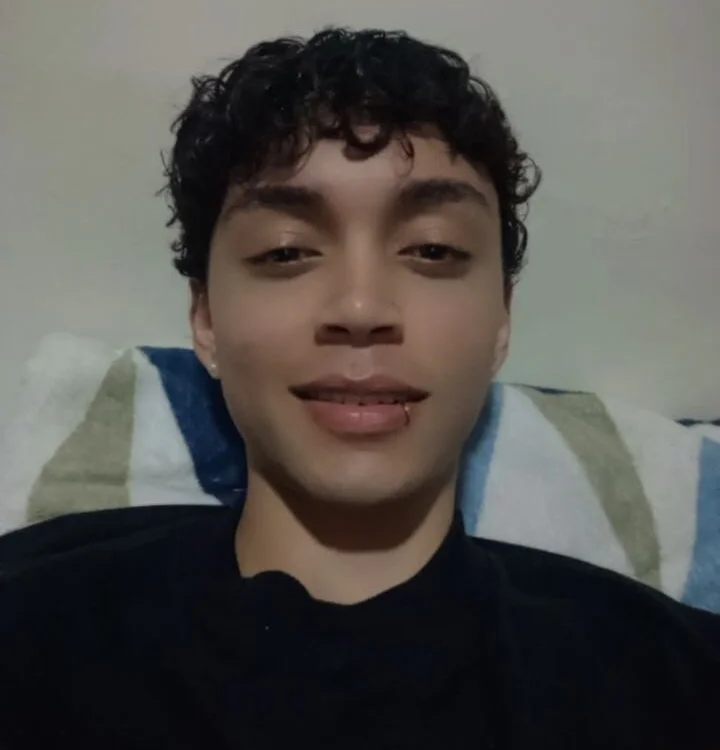 Offline XXX chat Axxel_White