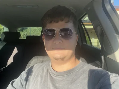 robiggestdick profile