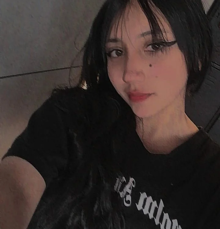 Evil_Queen69's Offline XXX Chat