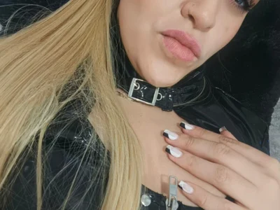 krysten_ritter2 profile