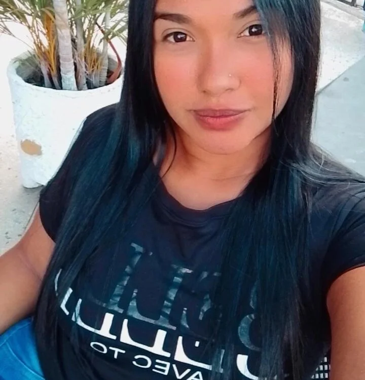Valeria_Rodriguez1 offline chatrum