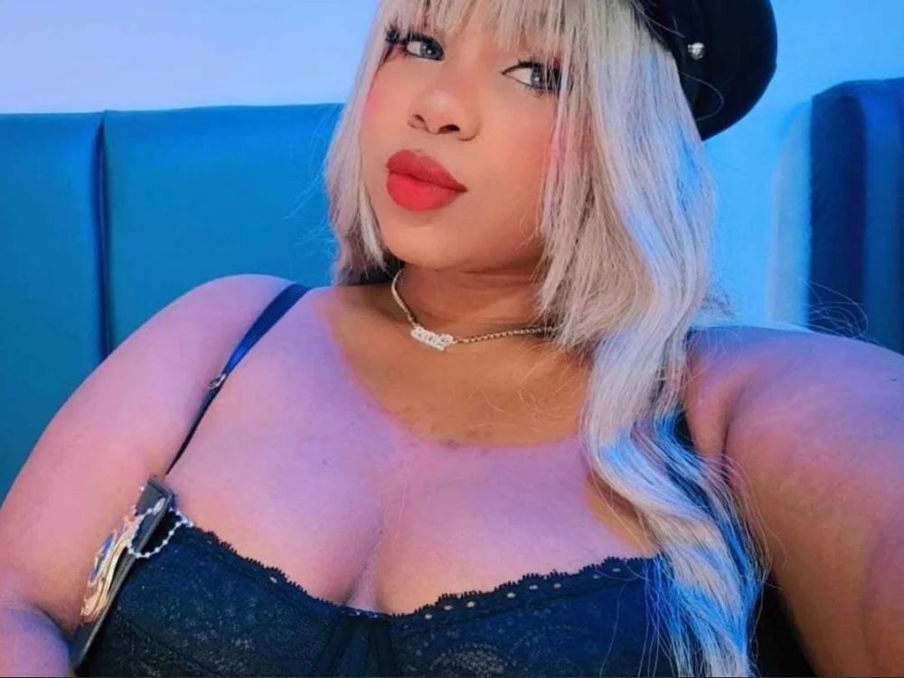 liizzy_foxxx offline chatrum