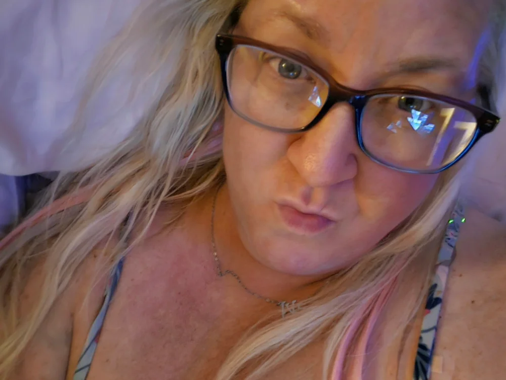 Monalissa729 Chat XXX offline